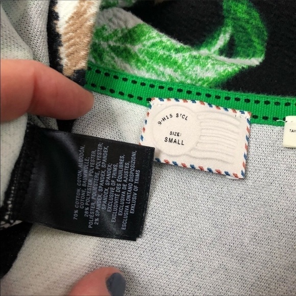 ANTHROPOLOGIE-POSTMARK-FLORAL Side Zip Crop Blouse - Picture 9 of 9